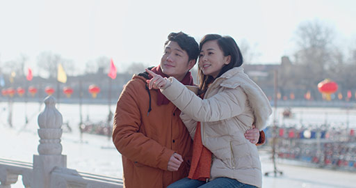 Happy young Chinese couple dating outdoors,4K