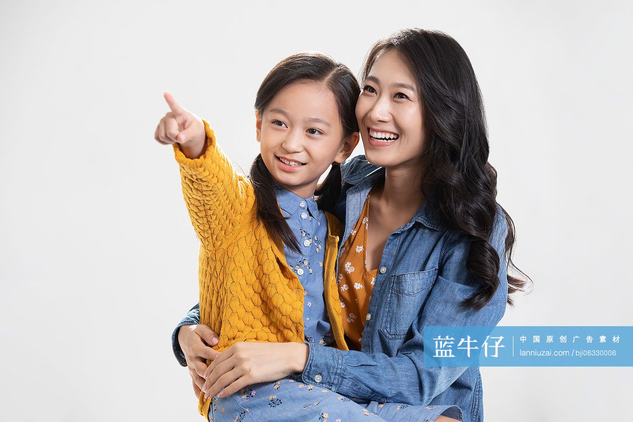 快乐的母女俩