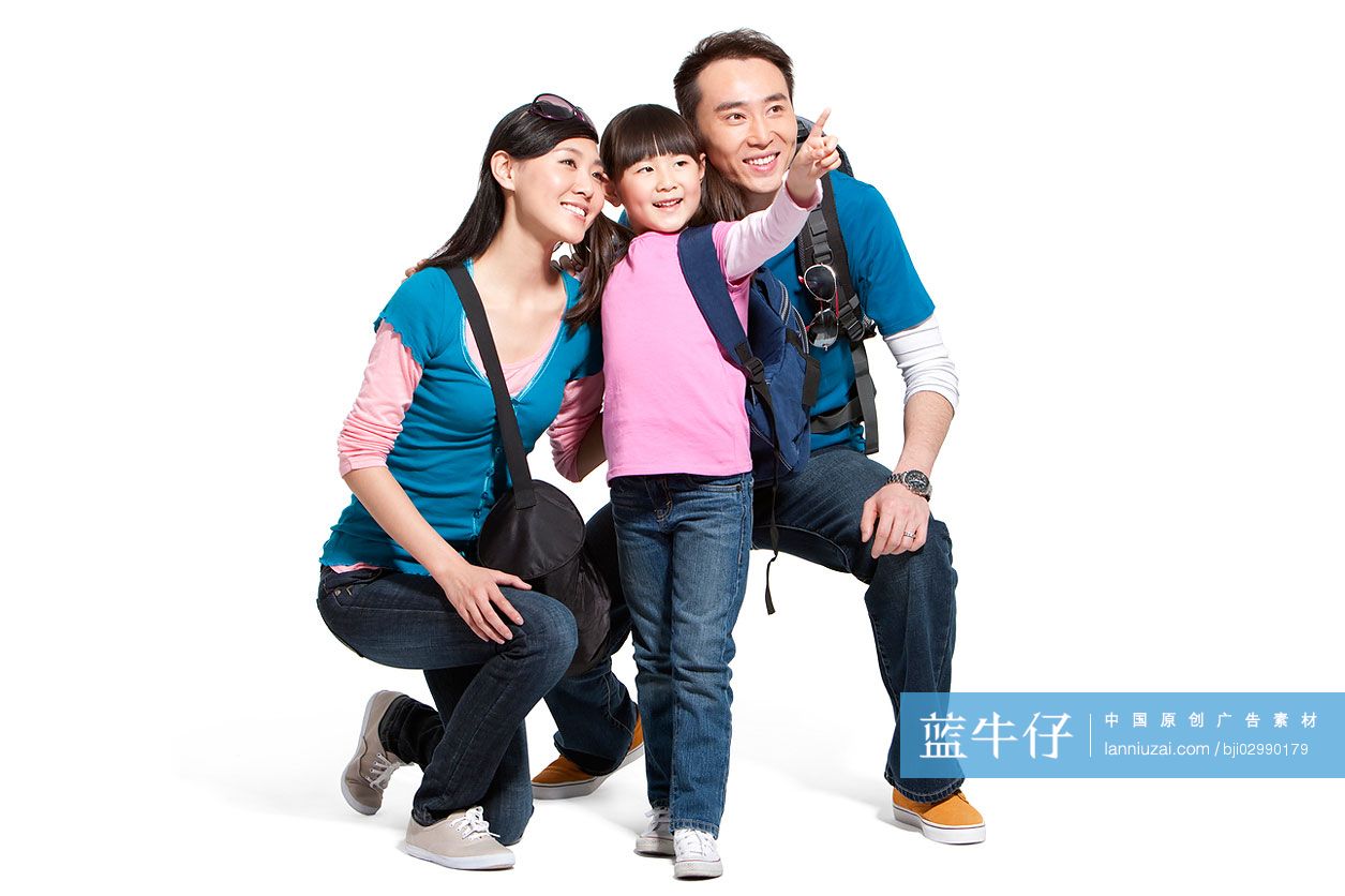 一家三口旅游肖像