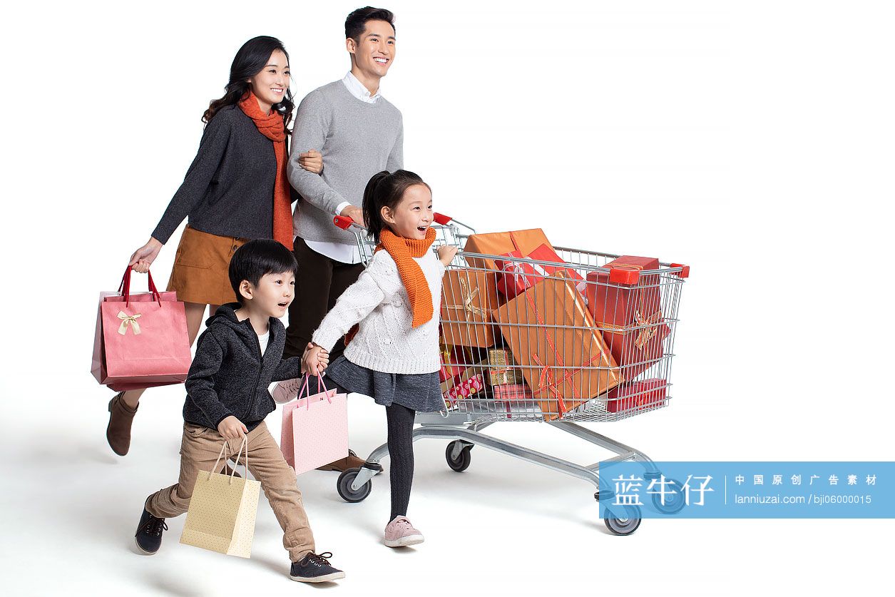 快乐年轻家庭春节购物