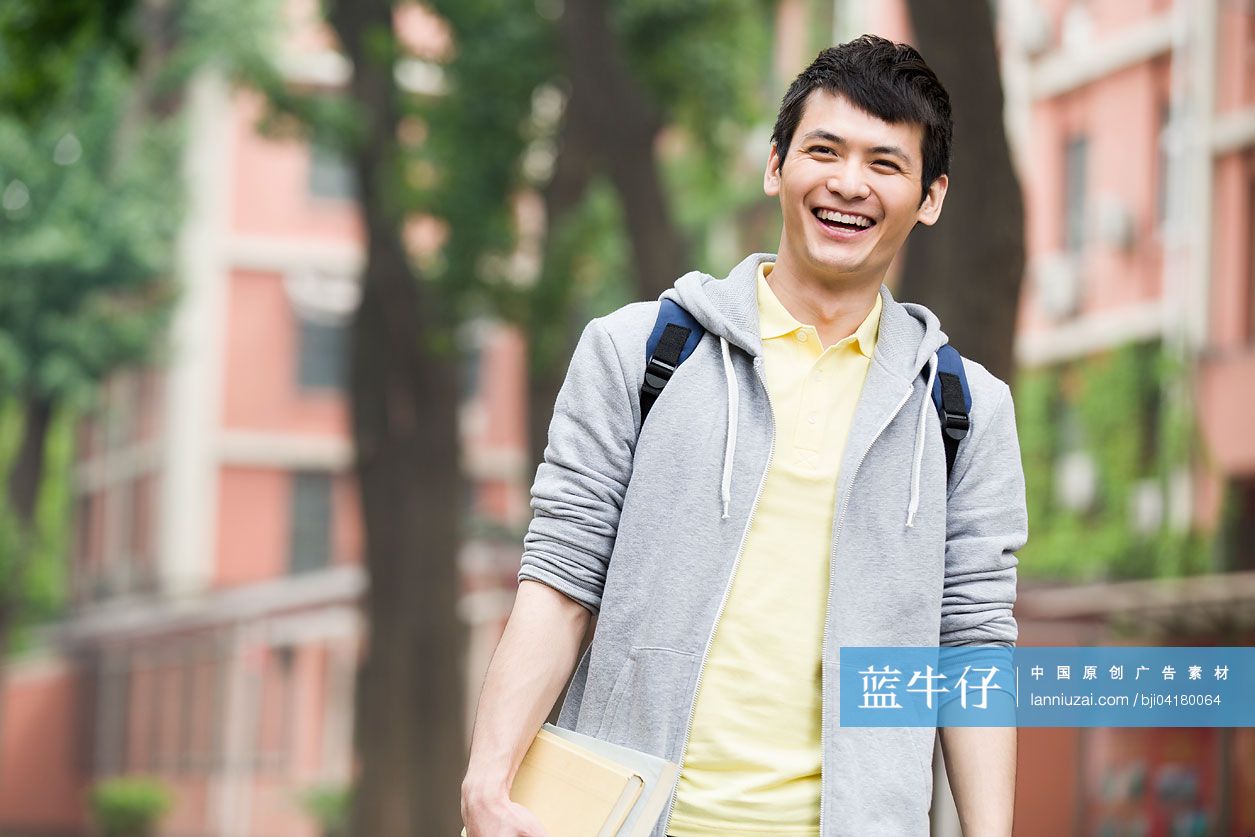 校园里的大学生