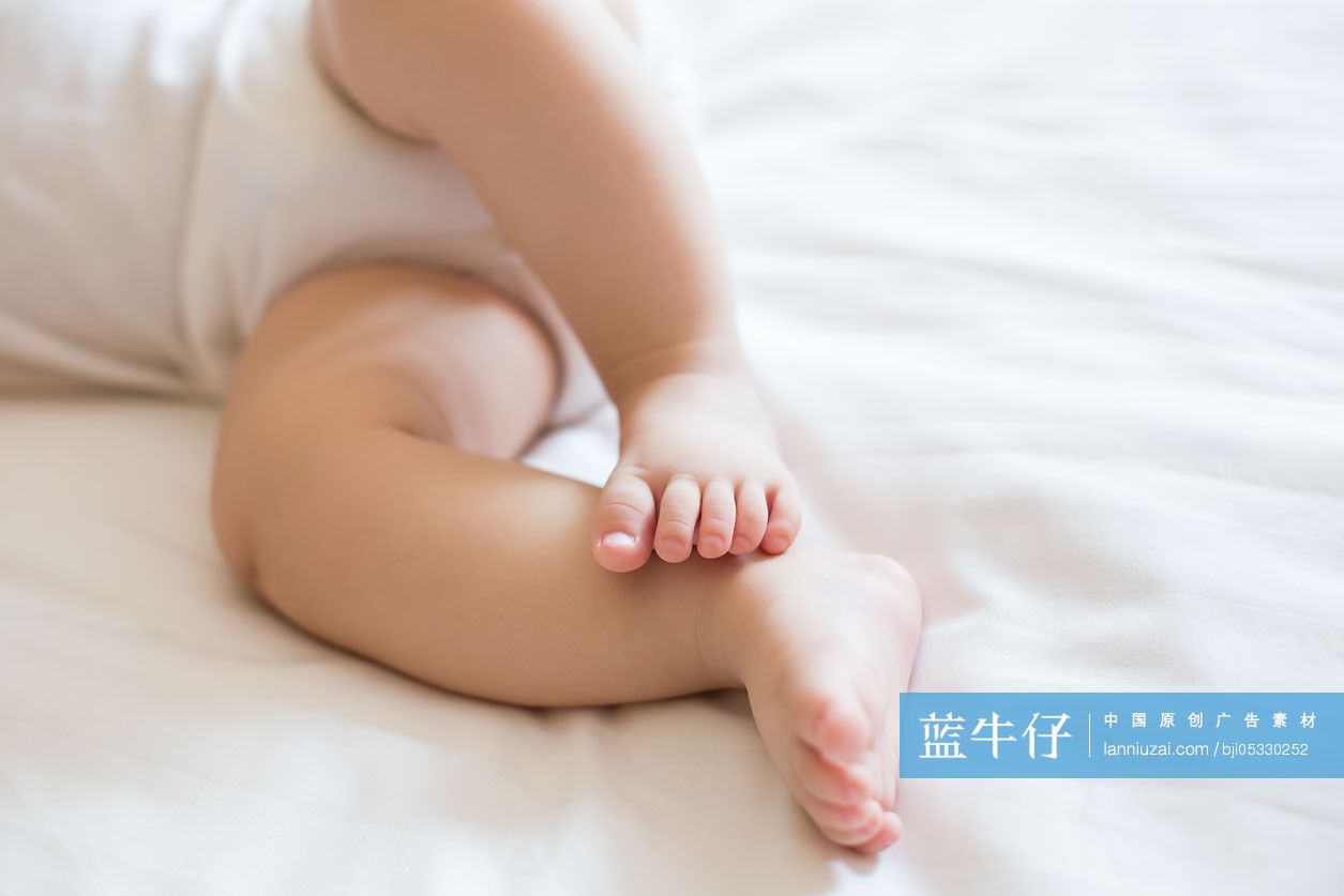 宝宝的脚