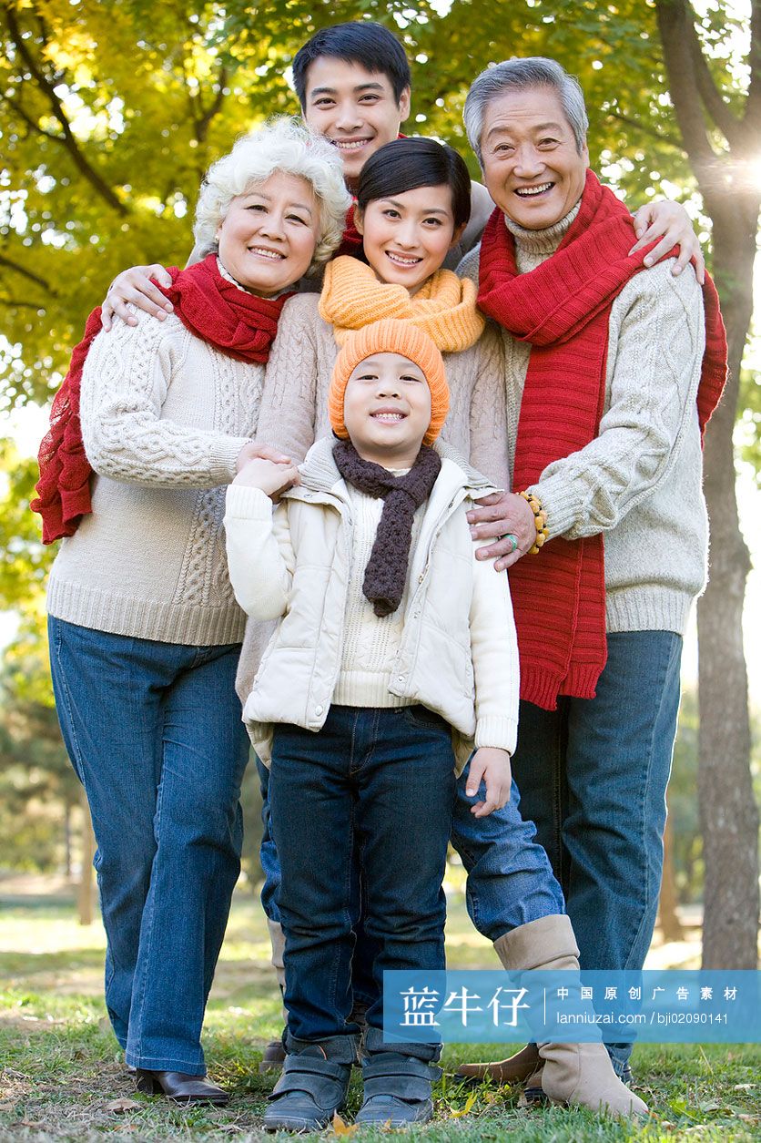 全家福-蓝牛仔影像-中国原创广告影像素材