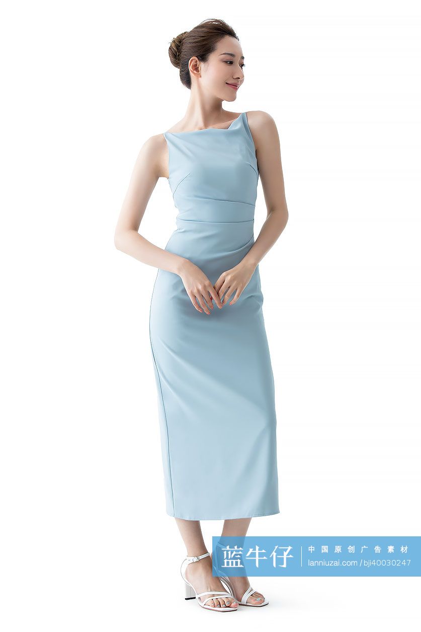 漂亮的年轻女子