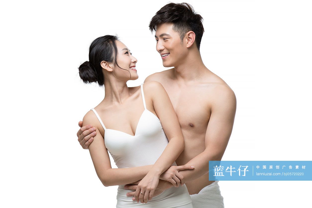 快乐的年轻情侣