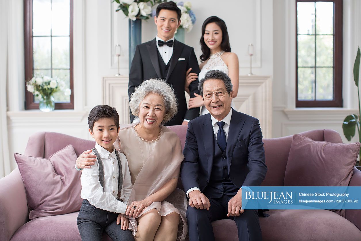 Portrait of happy noble Chinese family