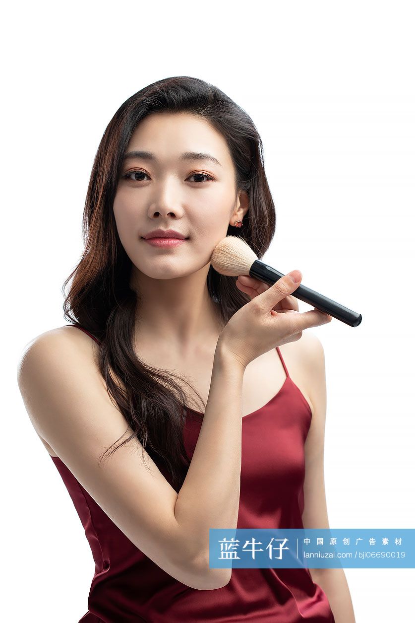 年轻美女化妆