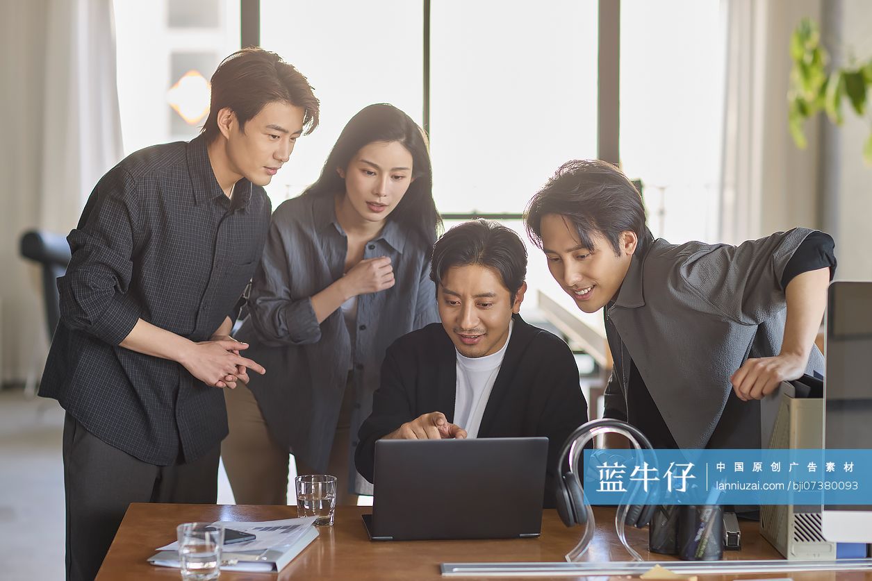 优秀且努力的工作团队