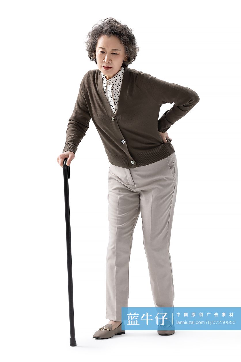 老年女子腰酸背痛