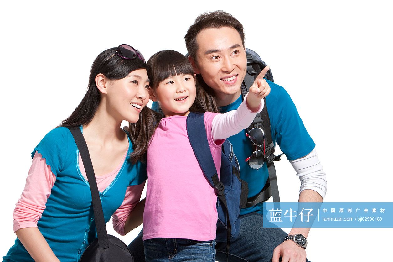 一家三口旅游肖像