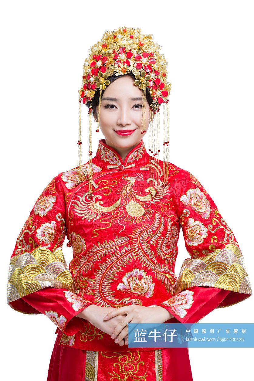 穿中式古装结婚礼服的新娘