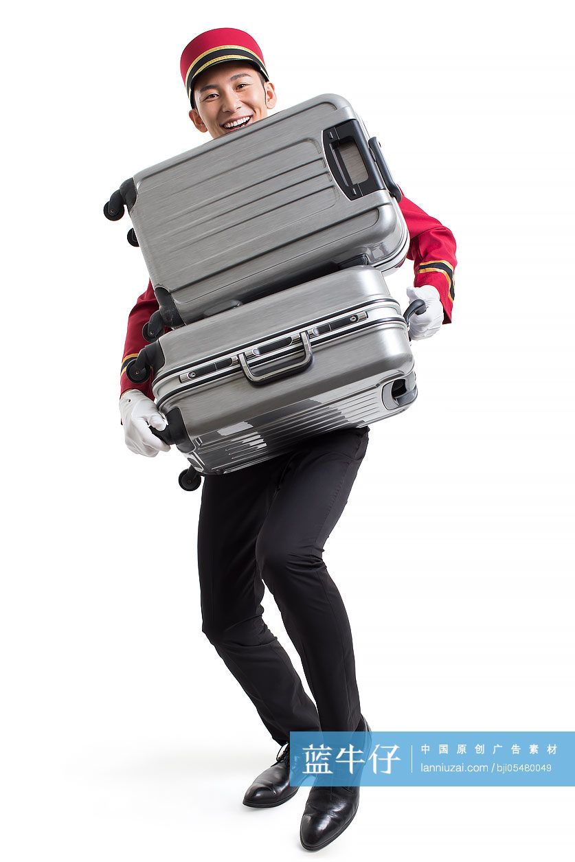 酒店门童搬运顾客的行李