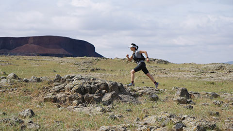 Chinese female trail runner training in nature,4K