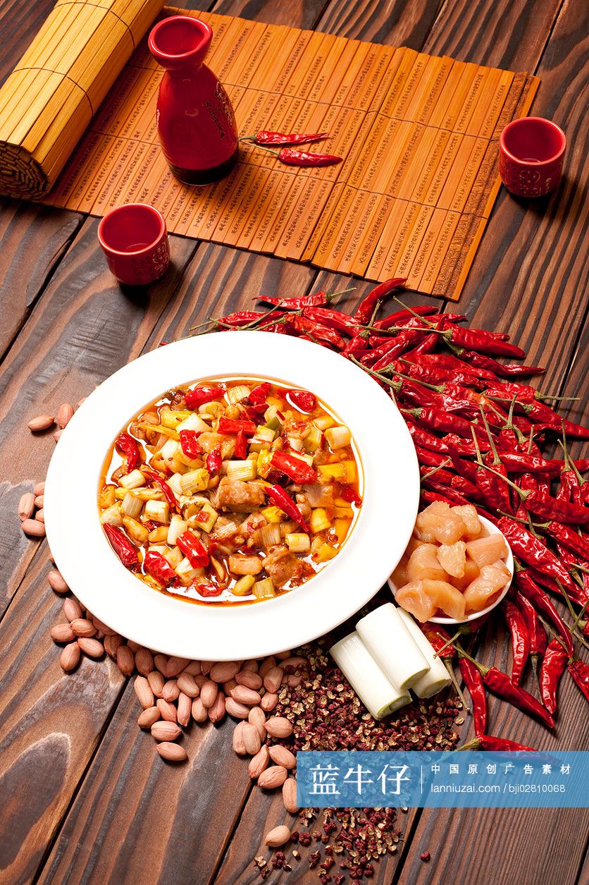 宫保鸡丁和食材