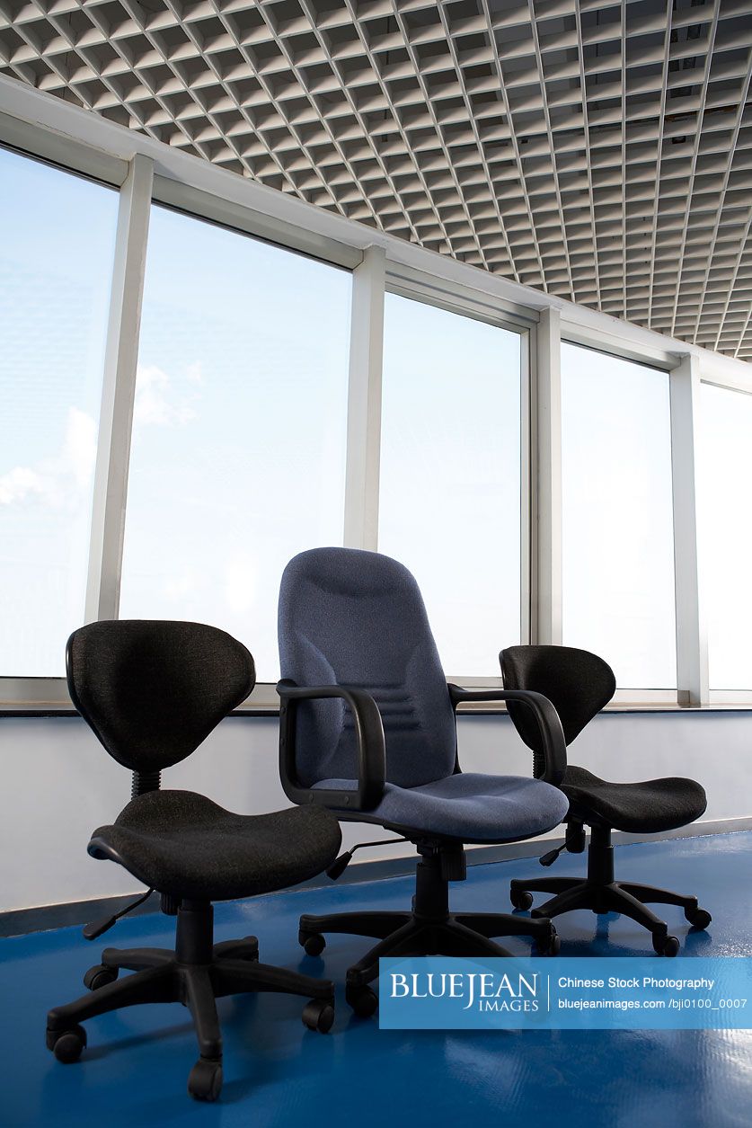 Office swivel chairs