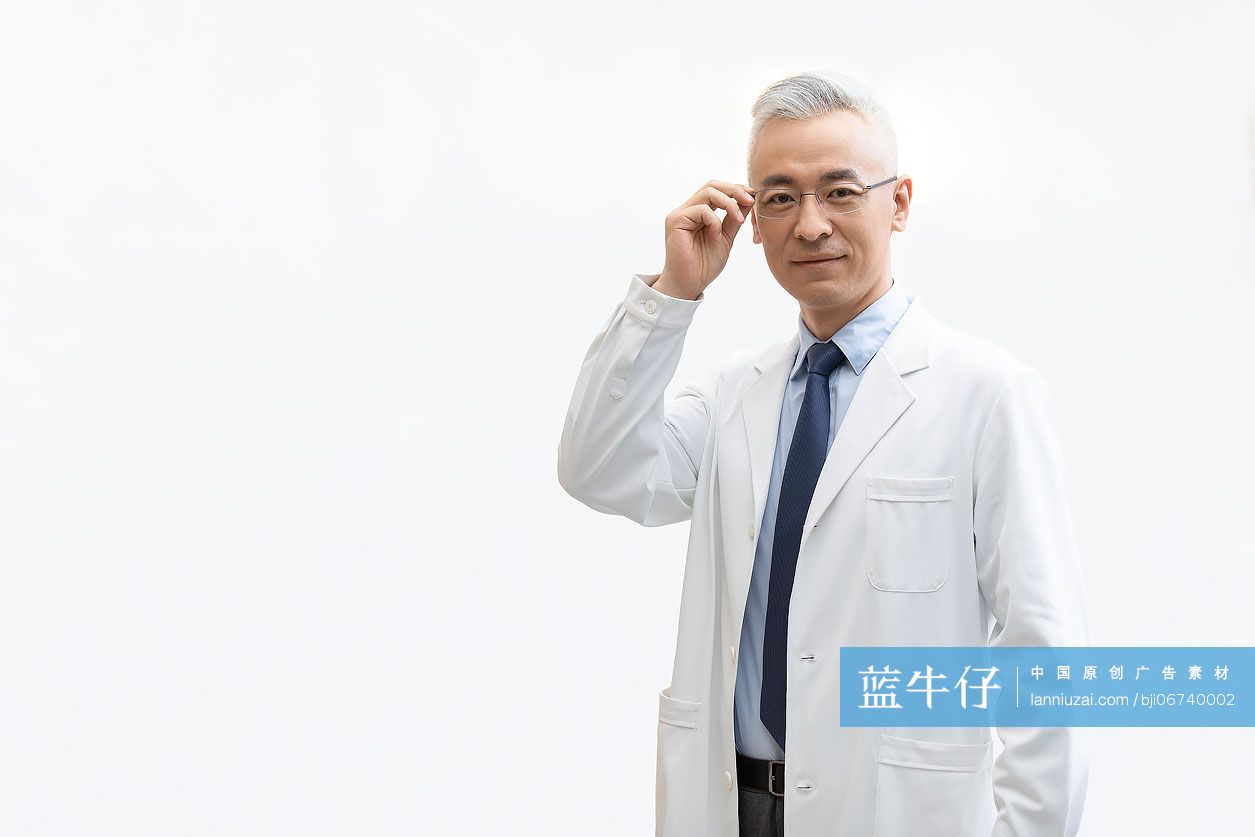 自信的专家医生