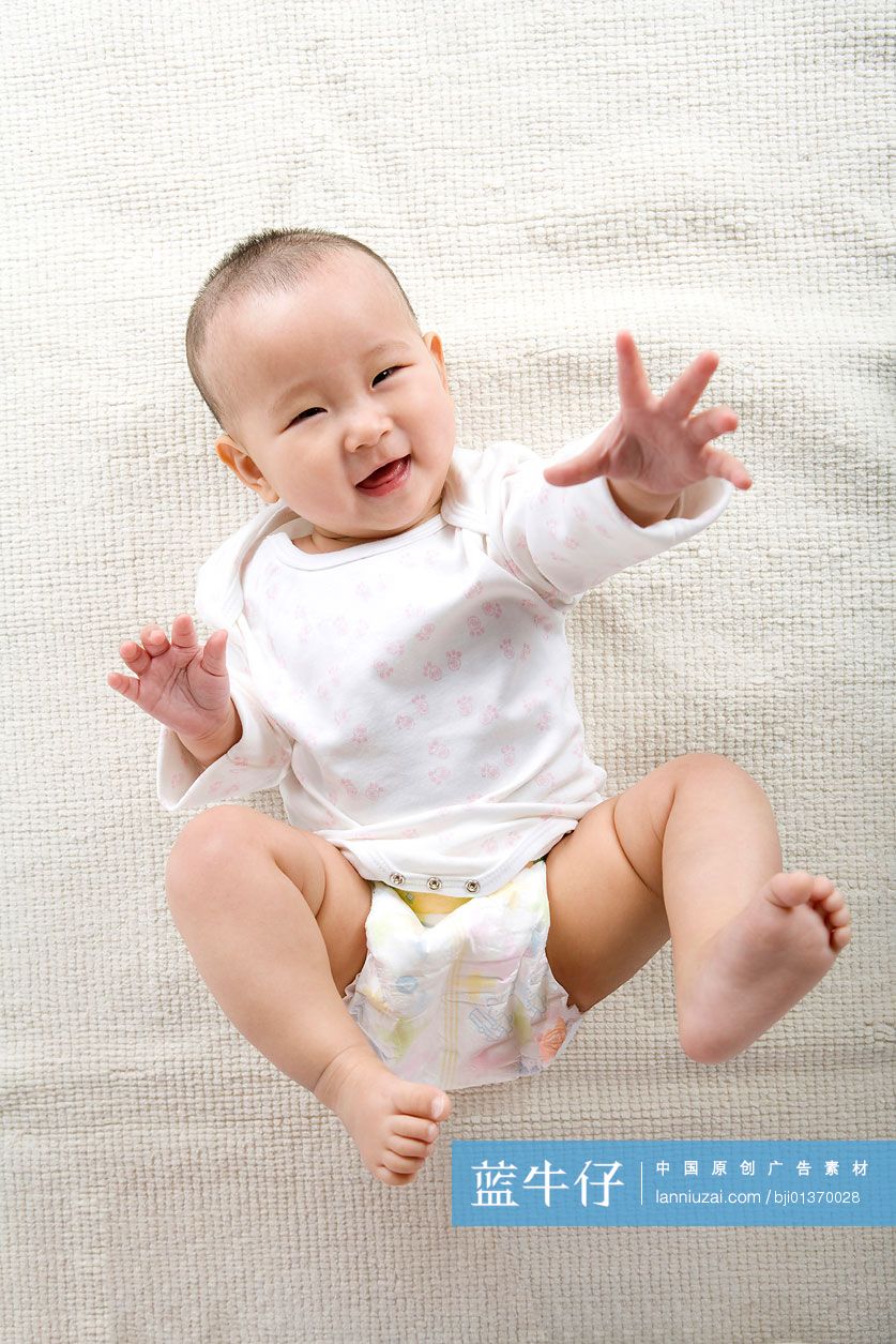 婴儿
