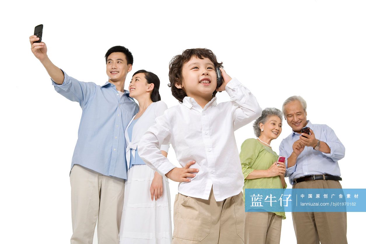 家庭享受现代通信便利