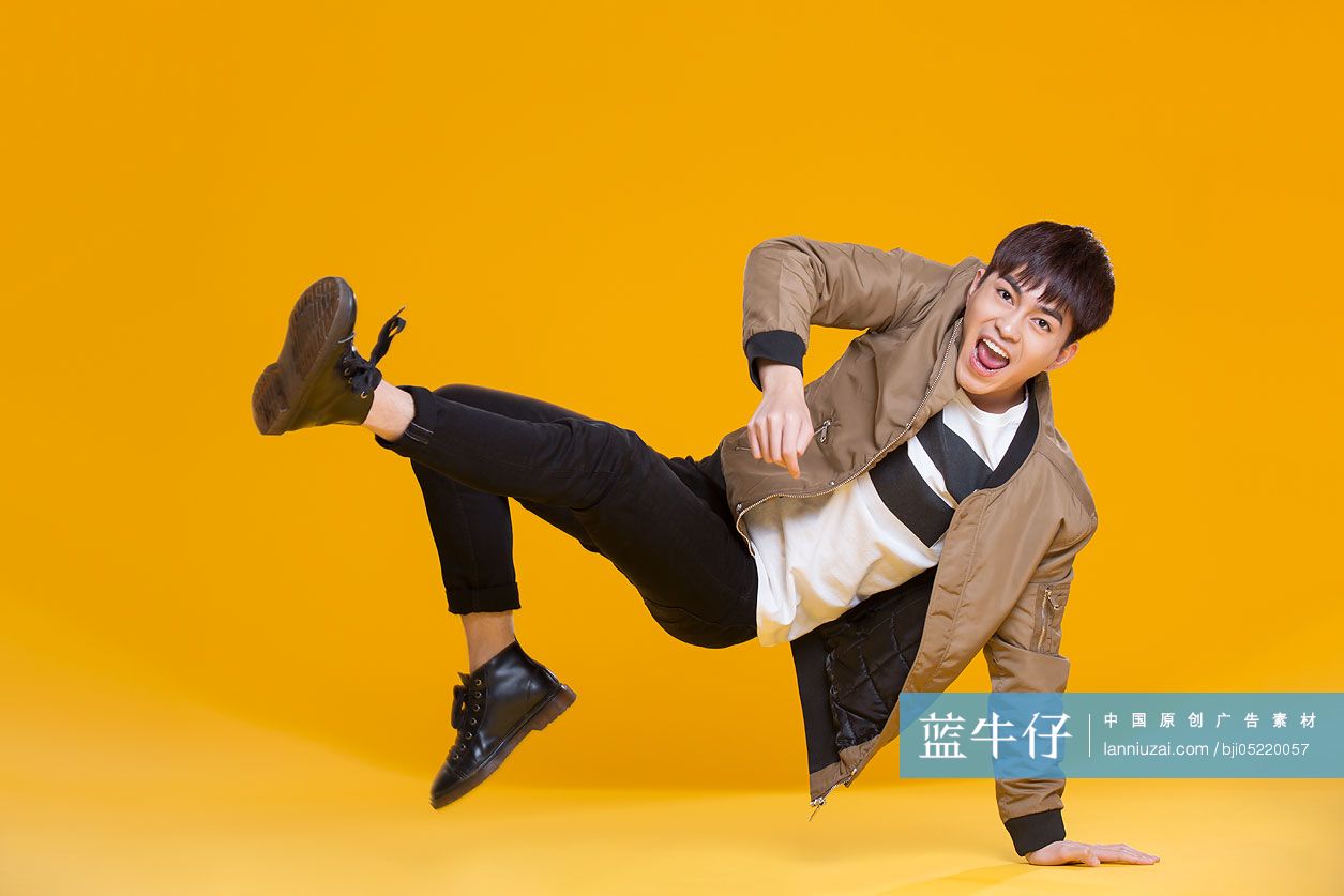 快乐男生跳街舞