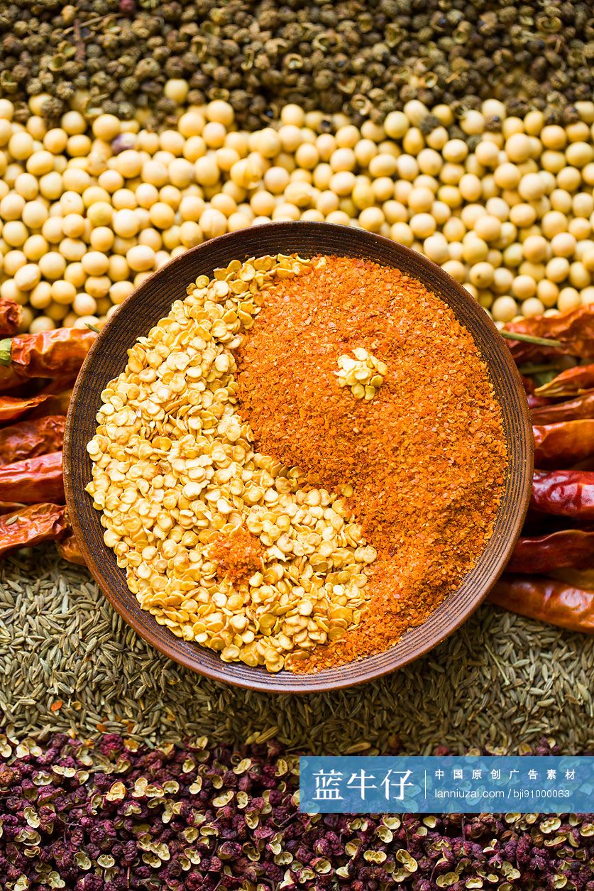 各种调料和太极图案