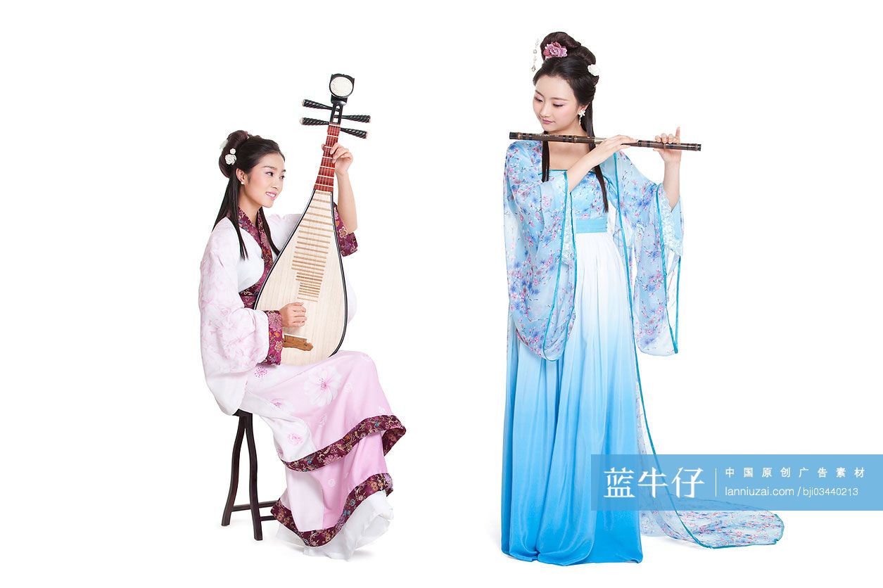 古装美女弹奏古典乐器
