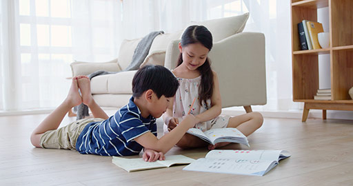 Chinese sibling studying together at home,4K