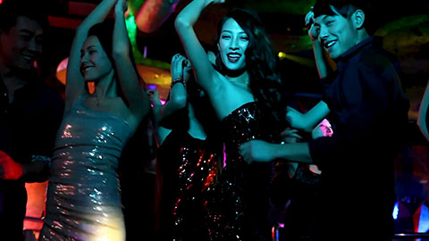 Young Chinese people dancing at nightclub,HD