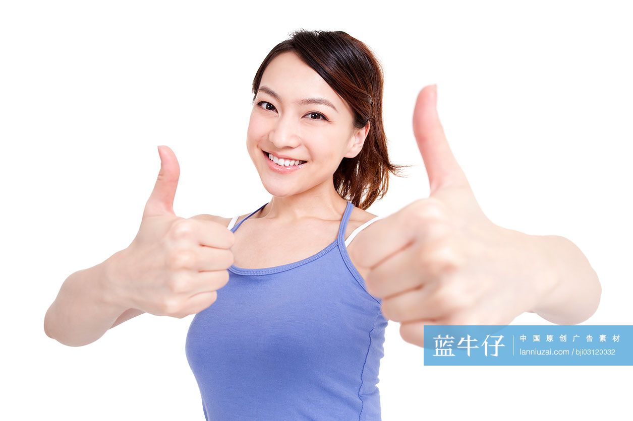 开心年轻女子竖大拇指