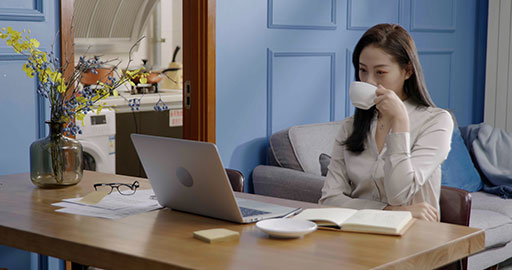 Young businesswoman mastering the work-from-home lifestyle
