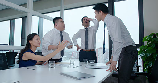 Chinese business people arguing in meeting room,4K
