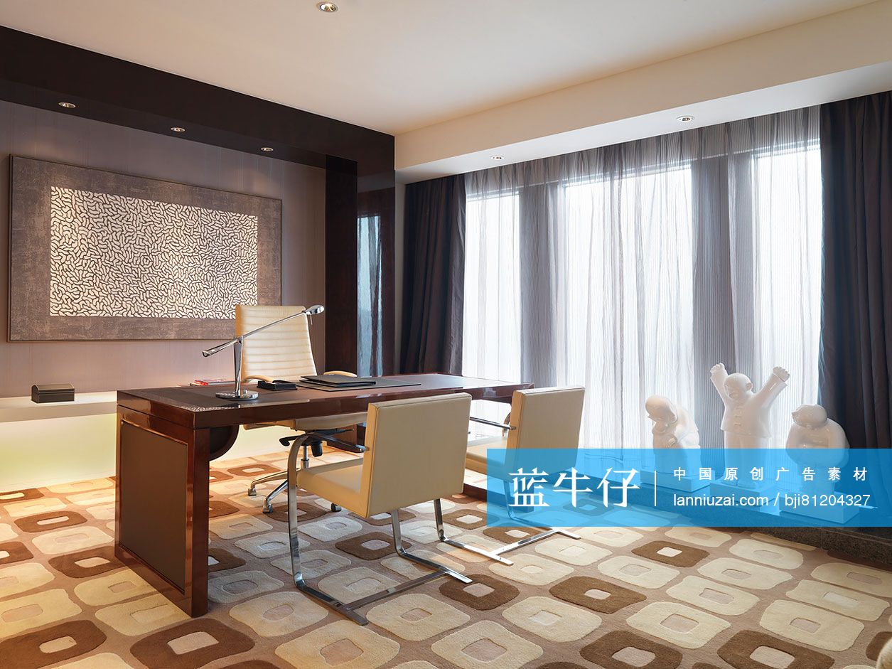 Desk with chairs at contemporary home study room