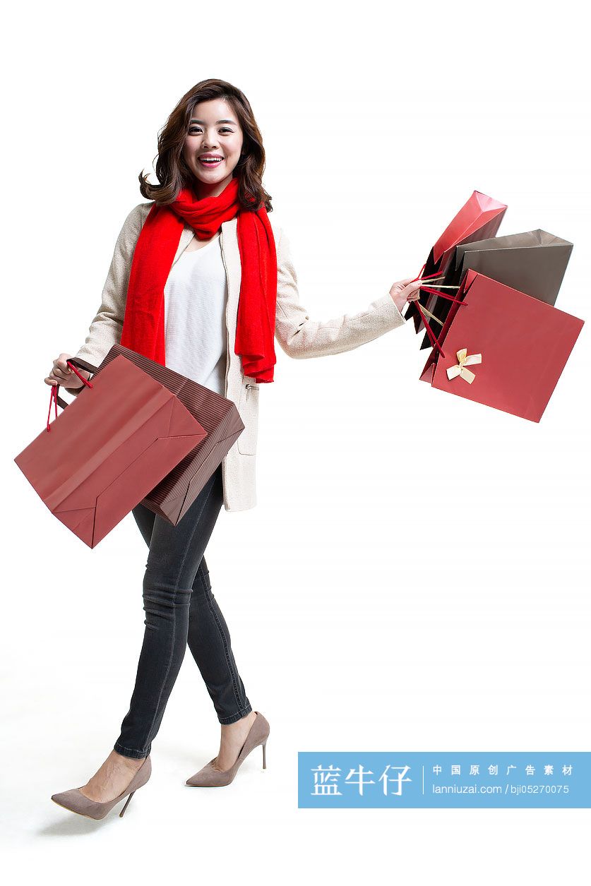 快乐的年轻女士购物