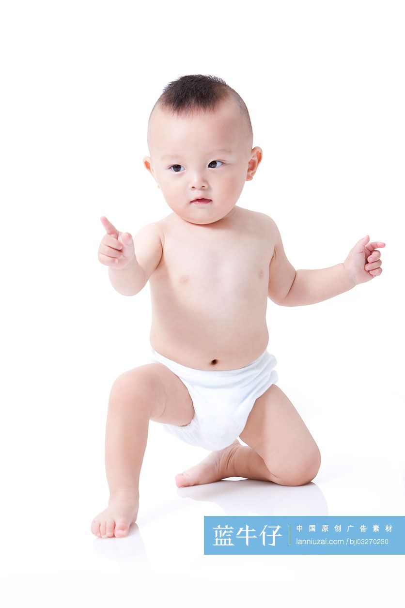 可爱的男婴