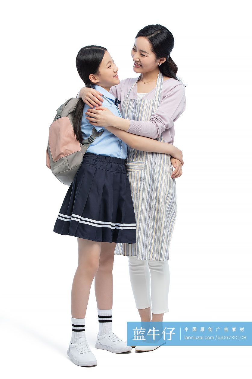 快乐的母女俩拥抱