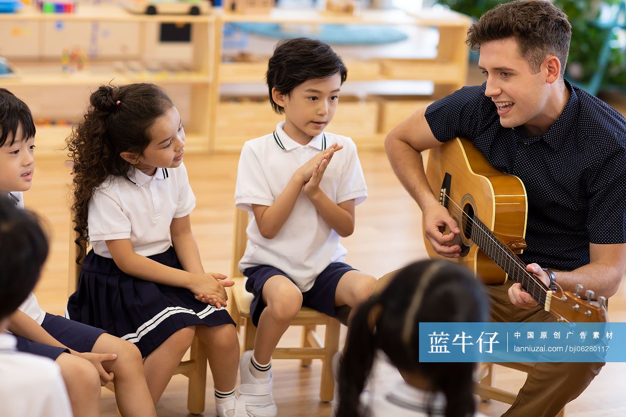 幼儿园音乐课