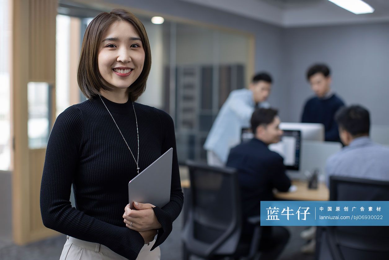 自信的商务女士