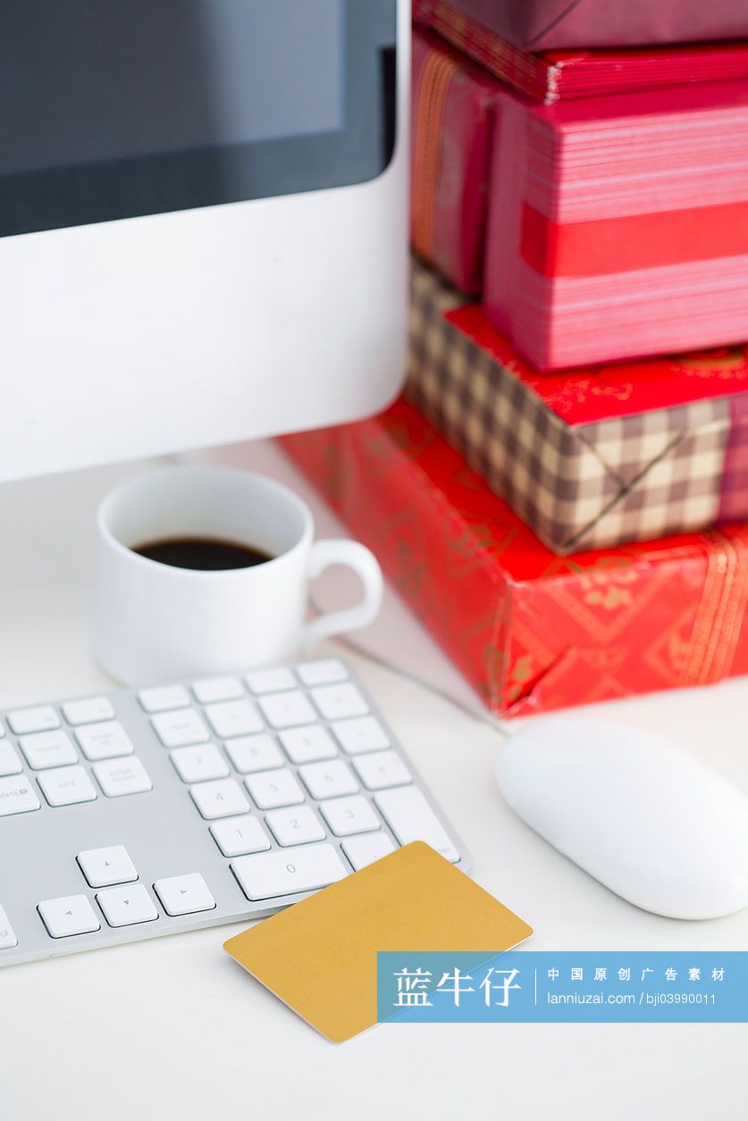 网上购物和大量礼物盒