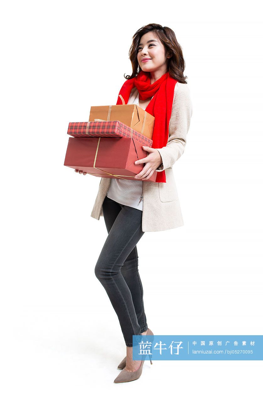 快乐的年轻女士庆祝新年