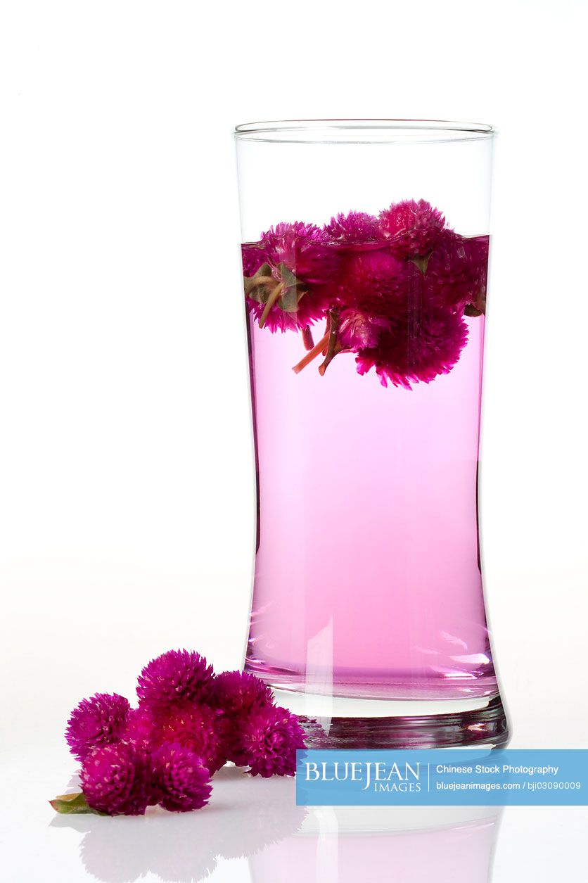 Globe amaranth tea