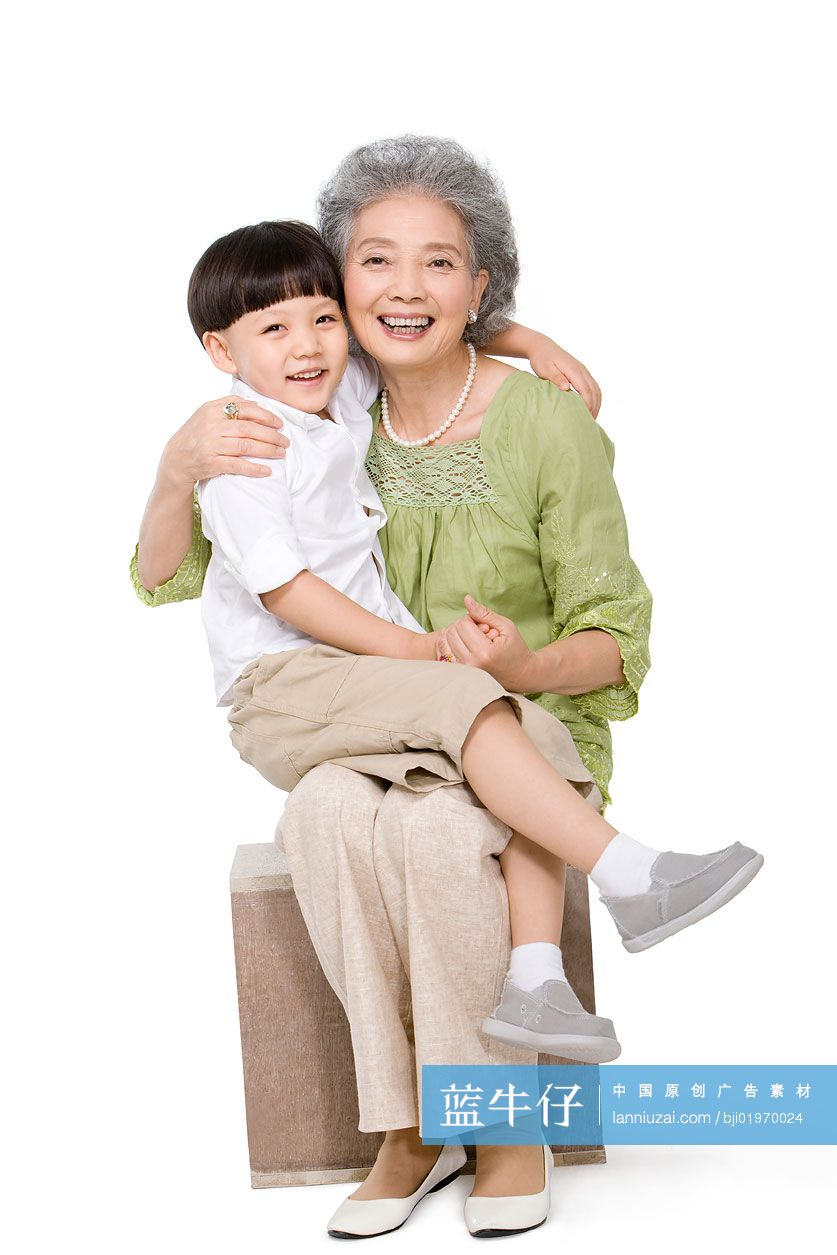 奶奶和小孩