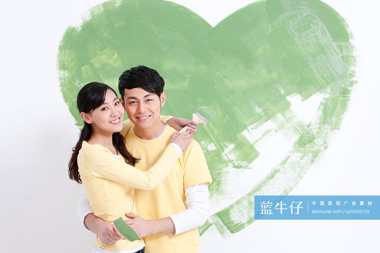 青年夫妇快乐装修-蓝牛仔影像-中国原创广告影像素材