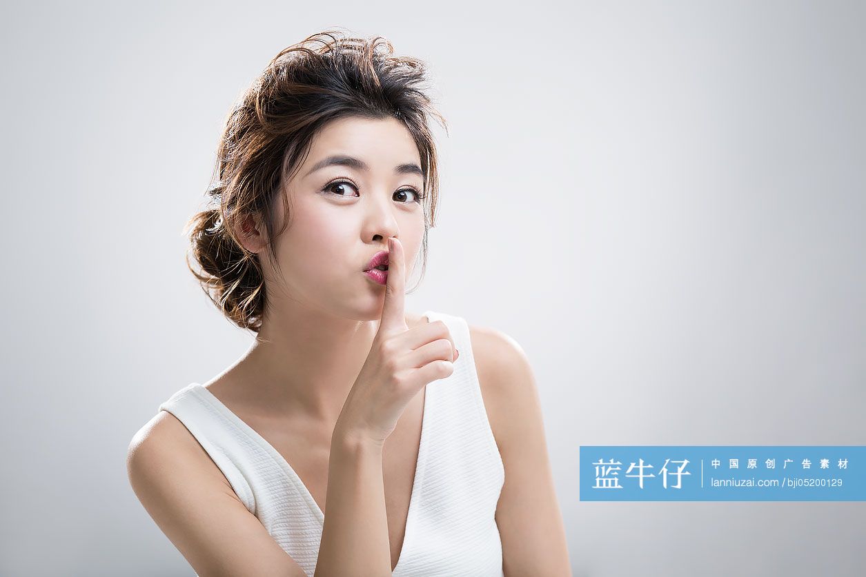 可爱的年轻女孩肖像