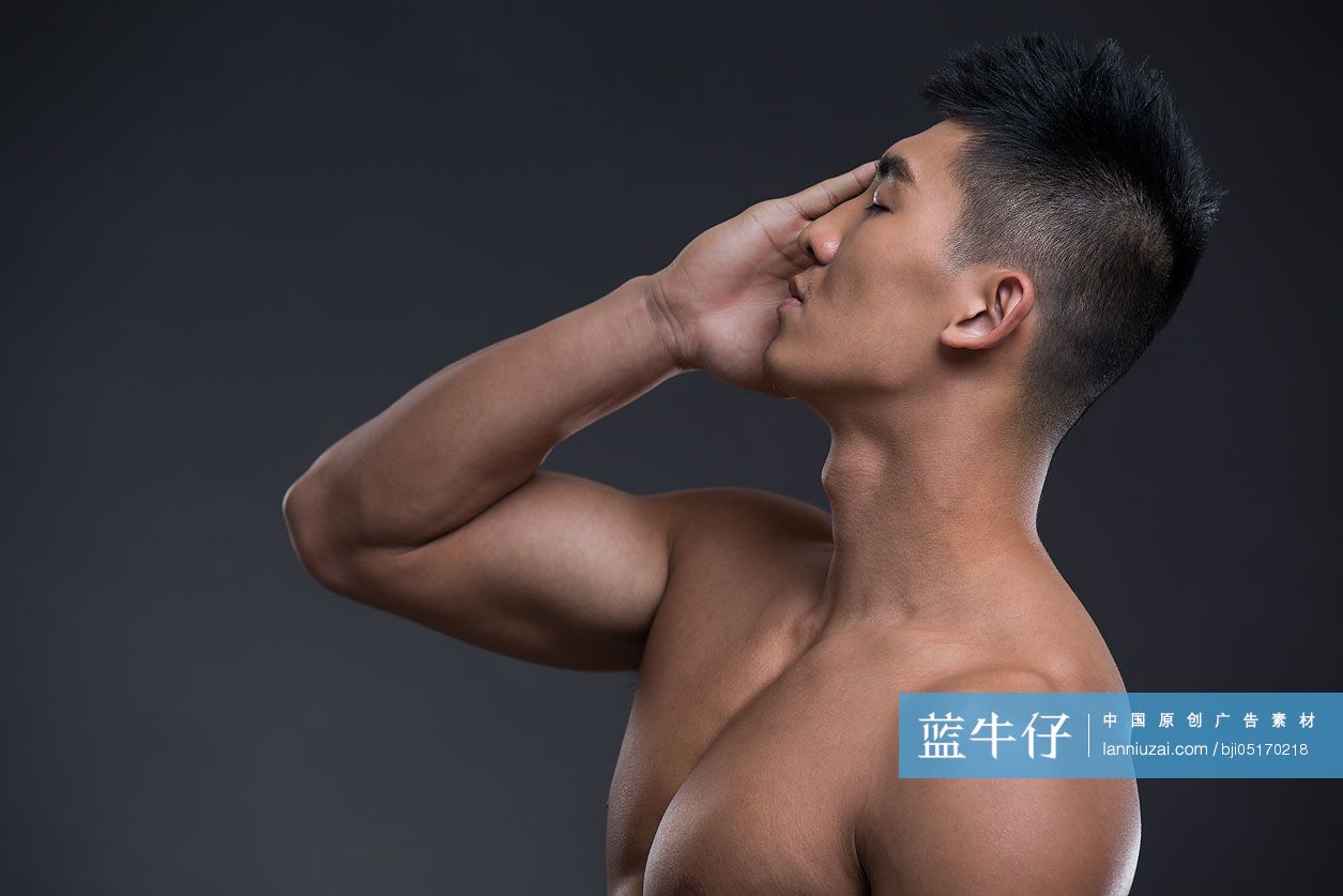 年轻都市型男