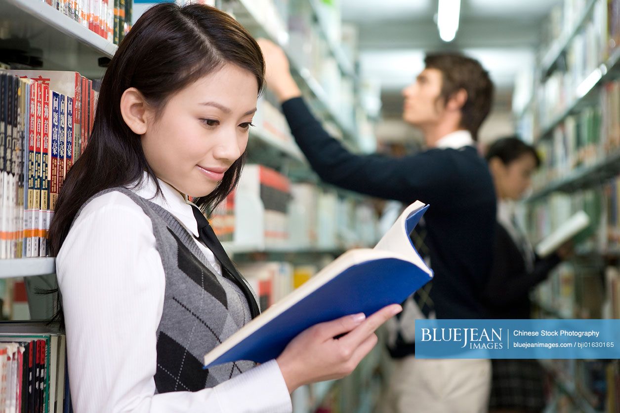 Chinese students in the library