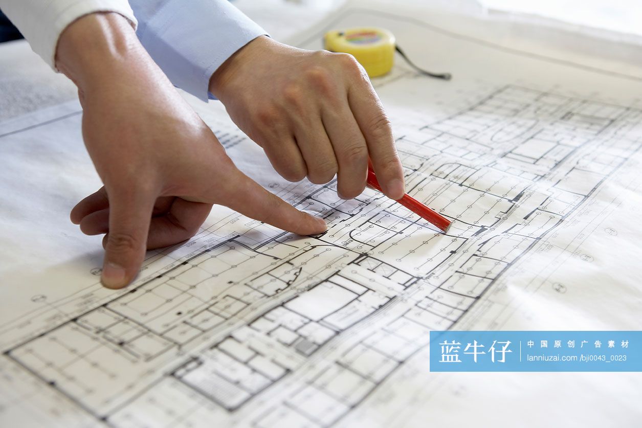 建筑师和建筑图纸