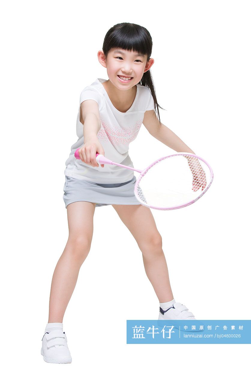 可爱的小女孩打羽毛球