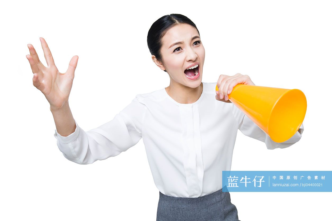 年轻女子拿着喇叭大喊-蓝牛仔影像-中国原创广告影像素材