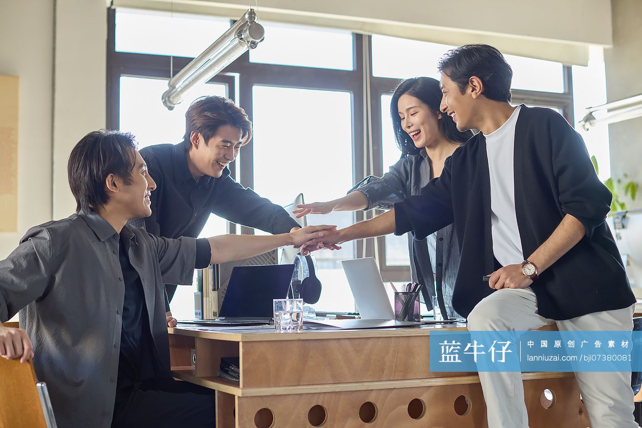 优秀且努力的工作团队