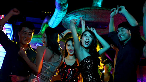 Young Chinese people dancing at nightclub,HD