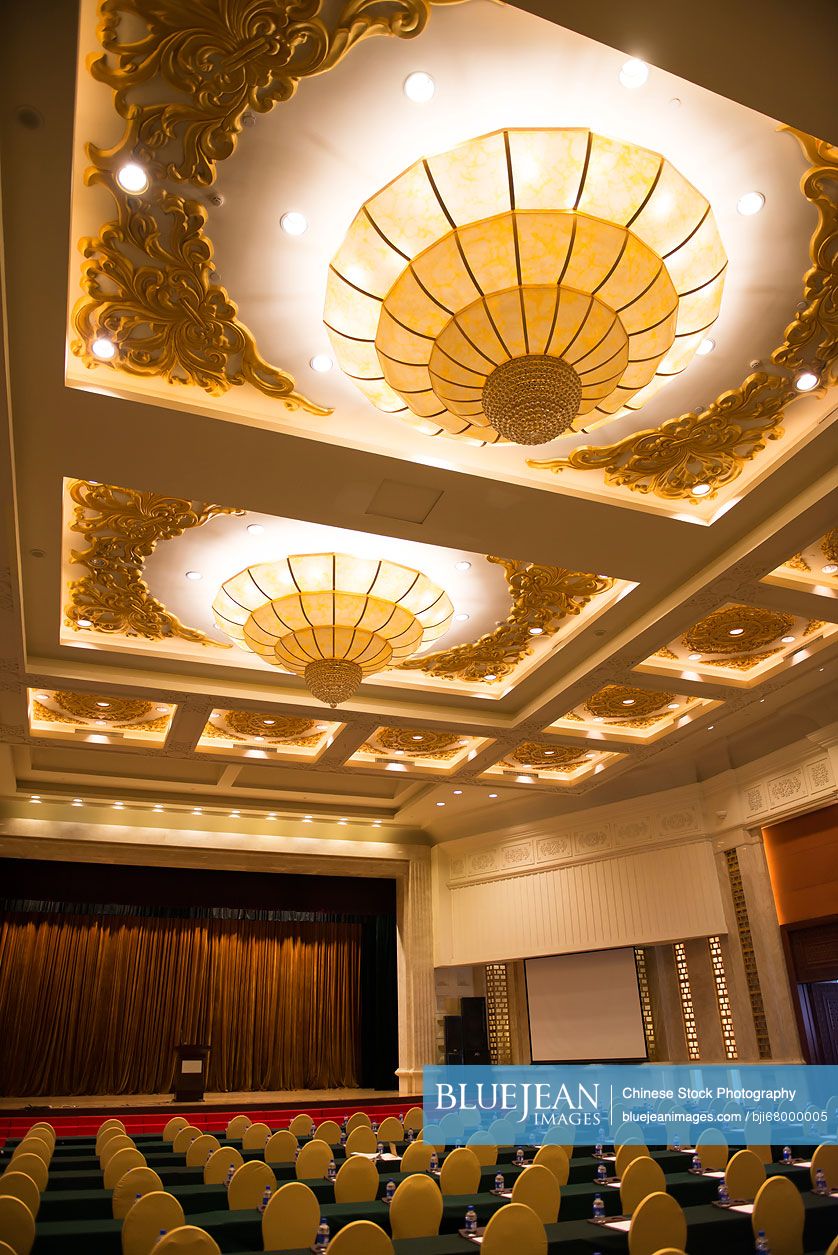 The ceiling of modern lecture hall